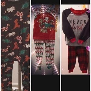 GIVING AWAY sz3/4T Holiday Pajama Sets, Well below Retail Value ONLY WORN ONCE !